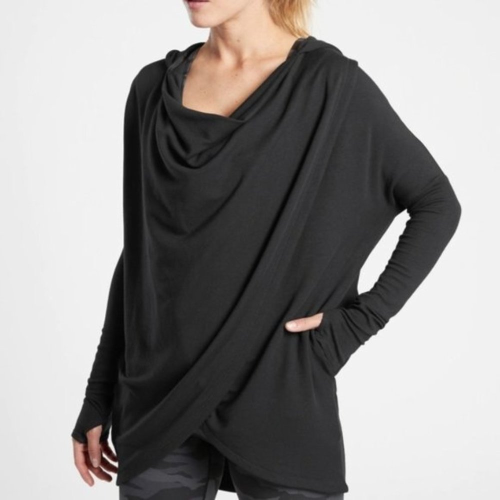 Purana Wrap Sweatshirt in Black XXS